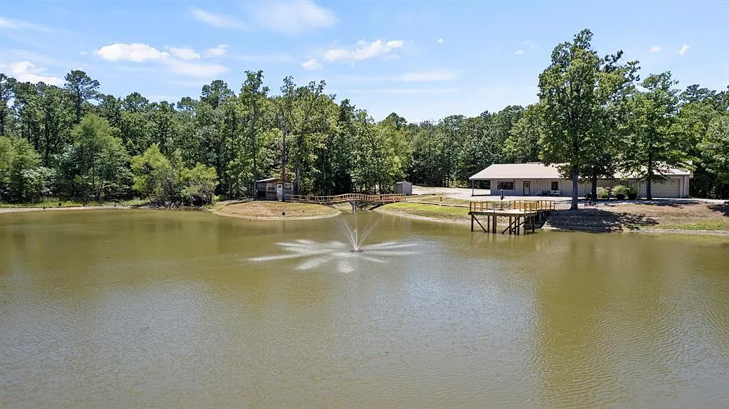 3 bed, 3550 sqft, $3,000 — Photo 1