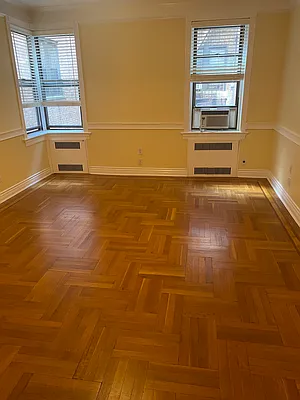 Rented by SUN WOOD REAL ESTATE | media 21