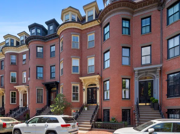 44 Rutland Sq #2, Boston, MA 02118