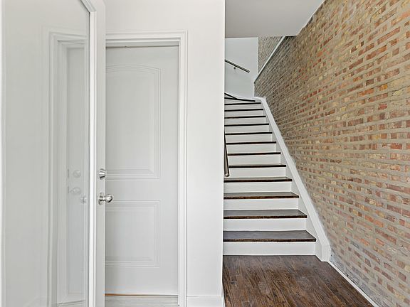 2nd image of 7017 S Eberhart Ave
