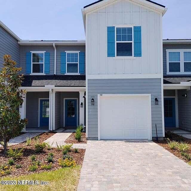 1st image of 132 Pinebury Ln