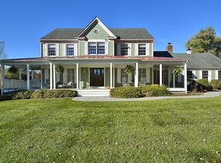 22700 Fitzgerald Dr, Gaithersburg, MD 20882