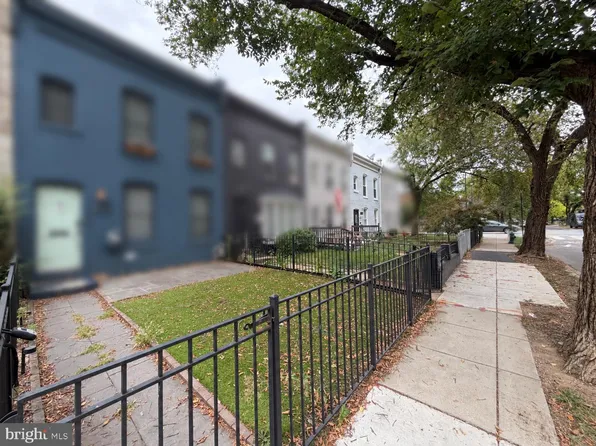 203 17th St SE, Washington, DC 20003