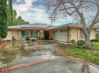 19455 Newhouse St, Santa Clarita, CA 91351