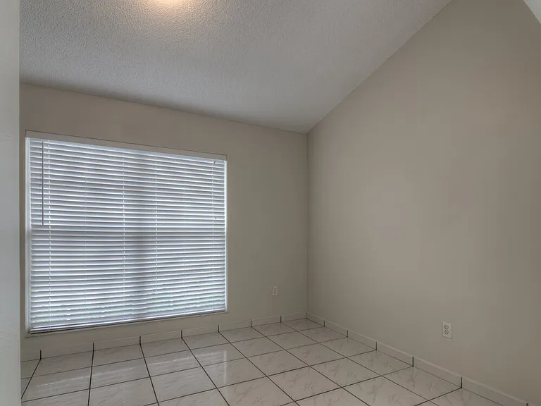 8344 Fort Thomas Way — Photo 6