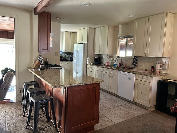 4th image of 7521 Alma Vista Way