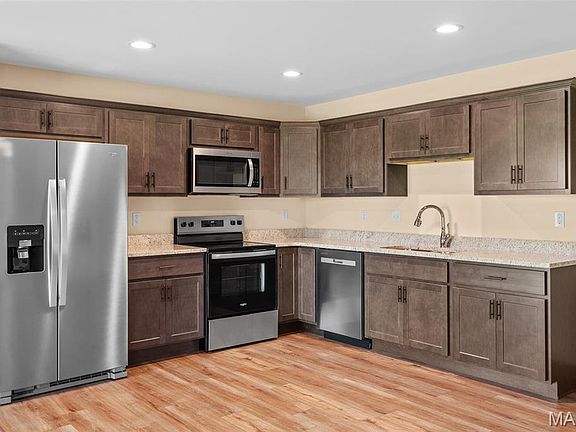 4th image of 2805 Beth Ann Ct