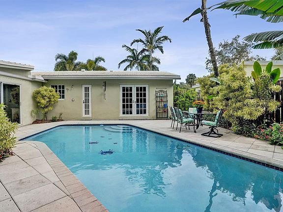 4th image of 2650 SW 19th Street