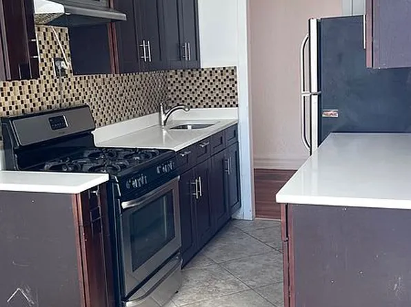 1543 W 1st St APT F3, Brooklyn, NY 11204