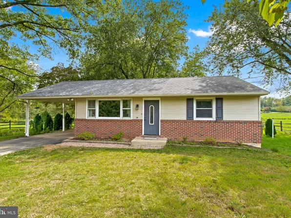 1882 Millport Rd, Lancaster, PA 17602