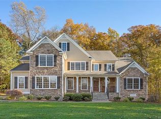 5443 Trail Ride Ct, Moseley, VA 23120