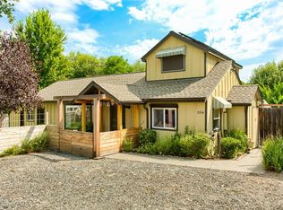 554 Fordyce St, Ashland, OR 97520