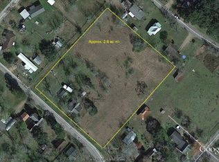 409 Clark St, Yoakum, TX 77995
