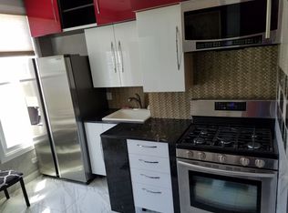 162 Eagle St APT 3R, Brooklyn, NY 11222