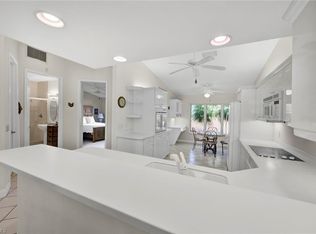 2385 Hidden Lake Dr APT 8, Naples, FL 34112