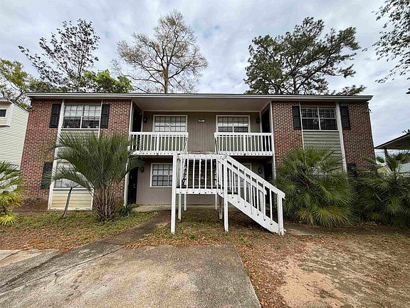 2nd image of 997 Sutor Rd