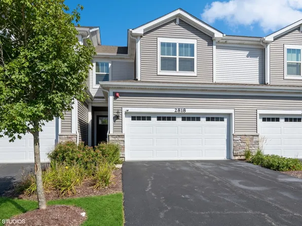 2818 Kessler Dr, Mundelein, IL 60060