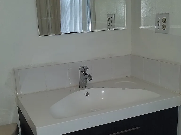 26 1/2 Calvert St — Photo 25