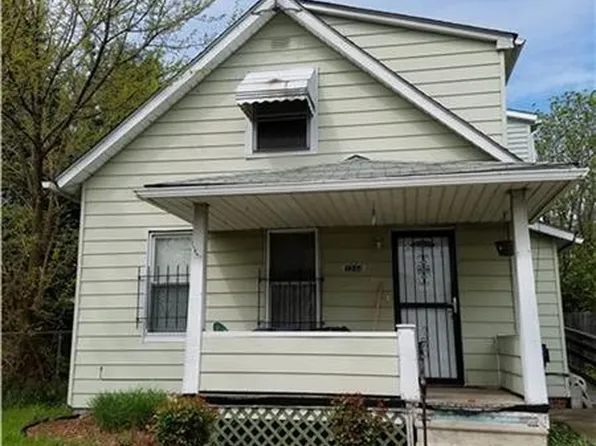 3244 W 52nd St, Cleveland, OH 44102