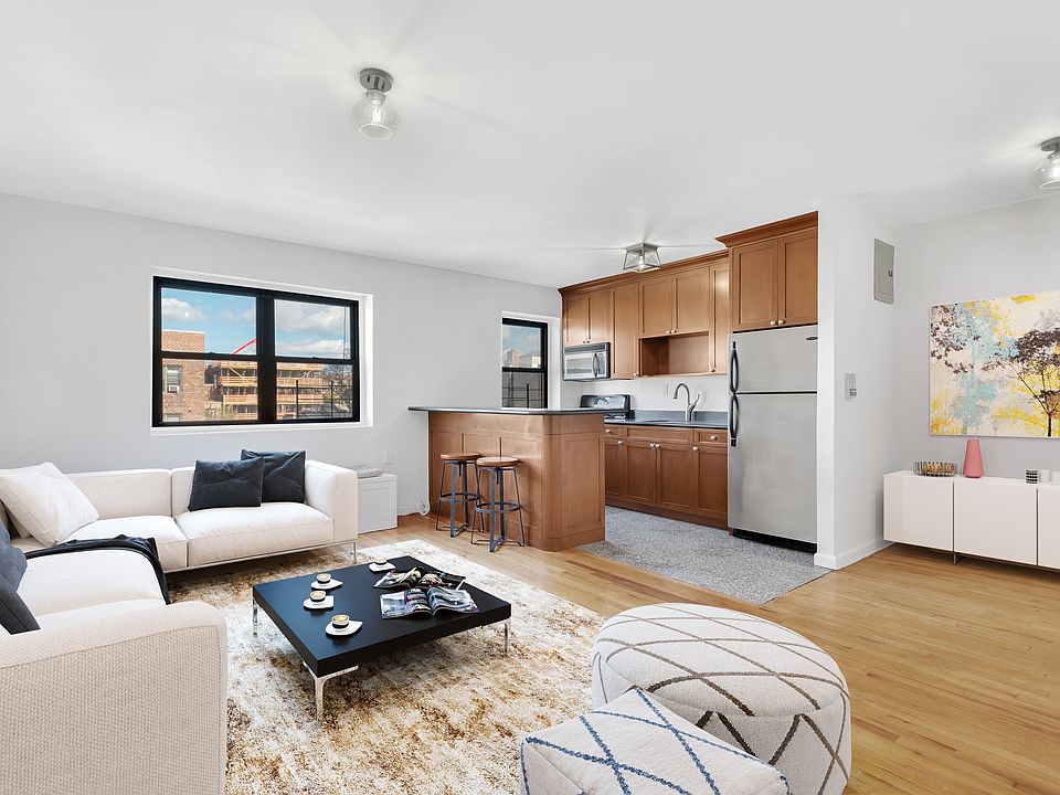 1st image of 25-10 31st Ave #3Z