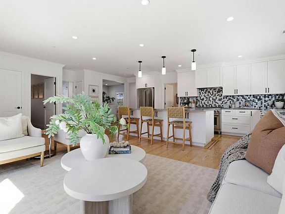 4th image of 1333 Laguna Ave