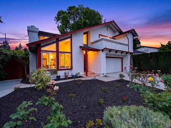 3rd image of 4802 Rio Vista Ave