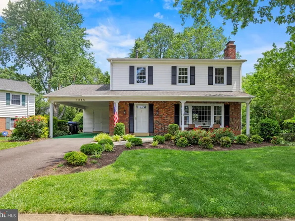 7815 Welch Ct, Alexandria, VA 22315