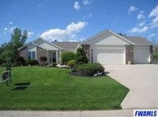 1607 Thorny Meadow Ln, Fort Wayne, IN 46825