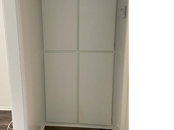 4th image of 25695 Prospect Ave