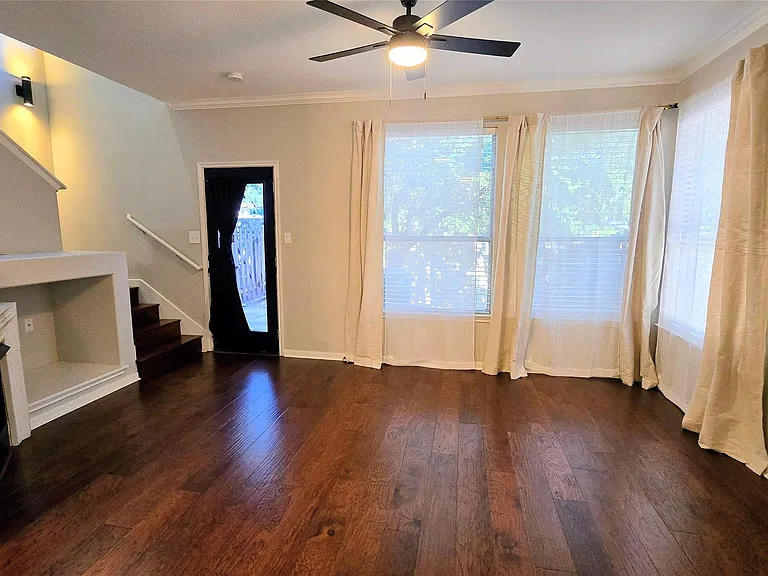 3300 Forest Creek Dr #31 — Photo 4