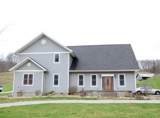 67341 Old Twenty One Rd, Cambridge, OH 43725