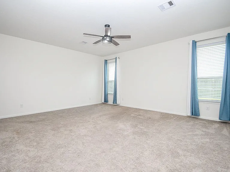3043 Kastania Ln — Photo 38