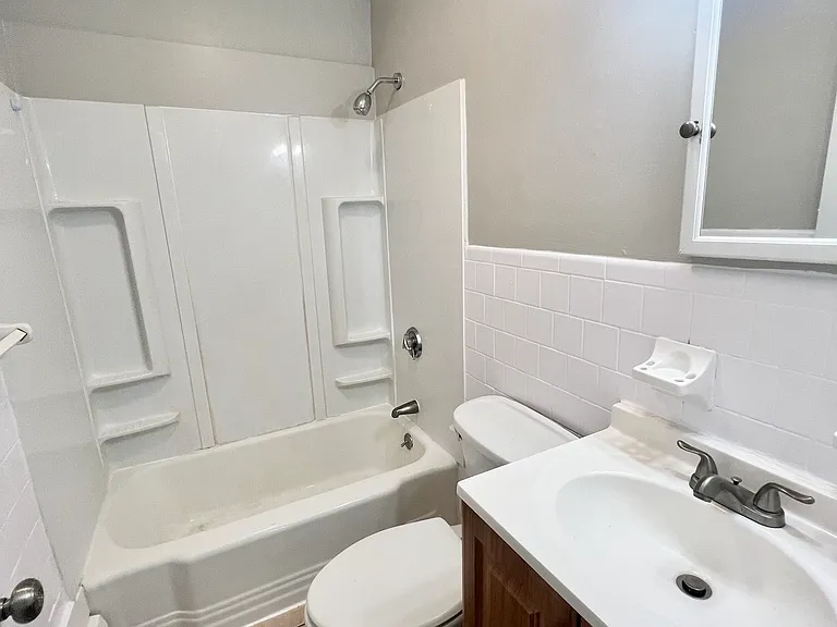 398 Newton St #1 — Photo 14