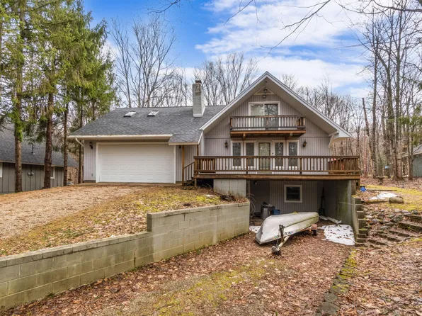 890 Slashing Rd S, Boyne Falls, MI 49713