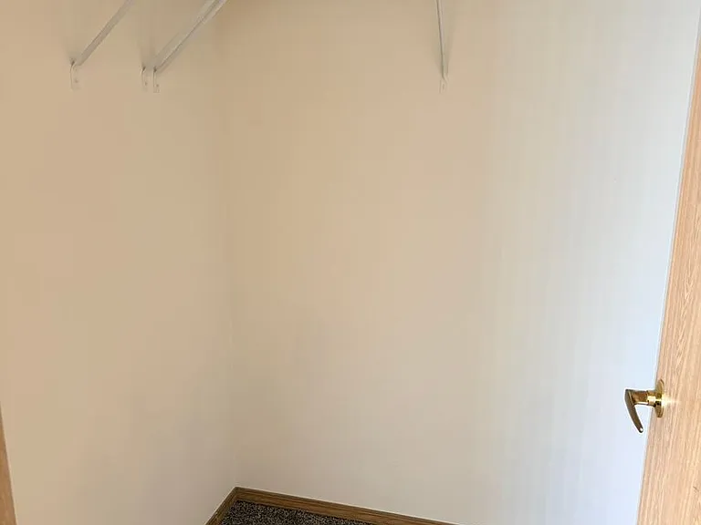 1313 Bonneville Ave — Photo 10