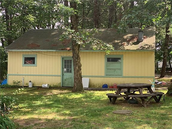 4th image of 30 Hill Farm Camp Rd