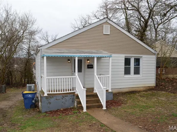 1016 Ann St, Festus, MO 63028