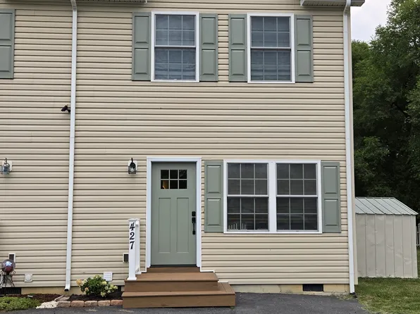 427 Dave Berry Rd, Mc Gaheysville, VA 22840