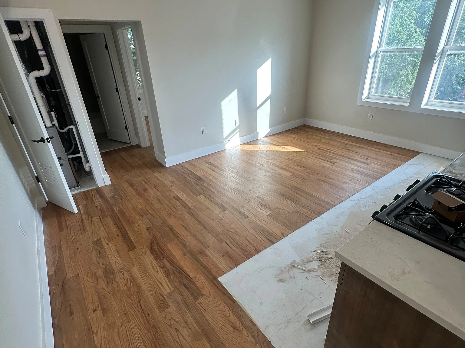 2 bed, $2,200 — Photo 4