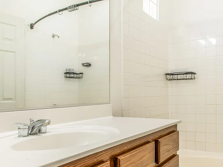 9259 Hidden Harbor Ave — Photo 14