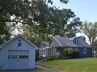 15 Hunns Lake Pt, Stanfordville, NY 12581