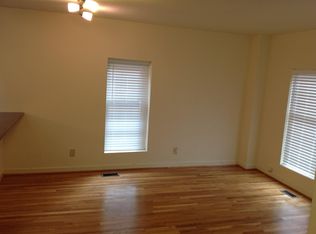2 Walter Houpe Ct NE #2D, Washington, DC 20002