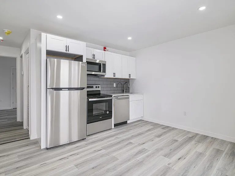 6228 Haverford Ave #2 — Photo 2