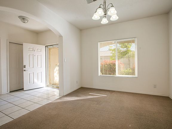 4th image of 10831 Cerro Crestado Dr NW
