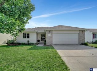 2010 SW 33rd St, Lincoln, NE 68522