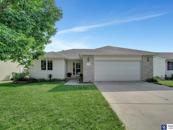 2010 SW 33rd St, Lincoln, NE 68522