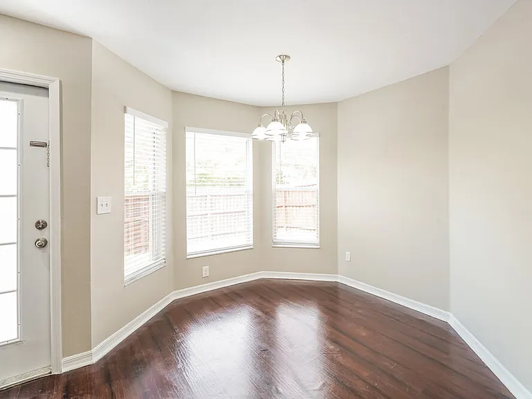6023 Sand Key Ln — Photo 6