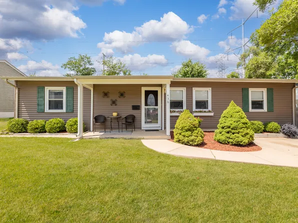 436 Montrose Dr, Romeoville, IL 60446