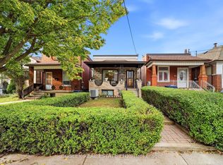 44 Conway Ave, Toronto, ON M6E 1H2