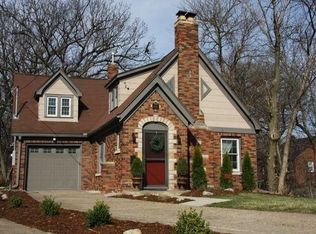 1812 38th St, Des Moines, IA 50310